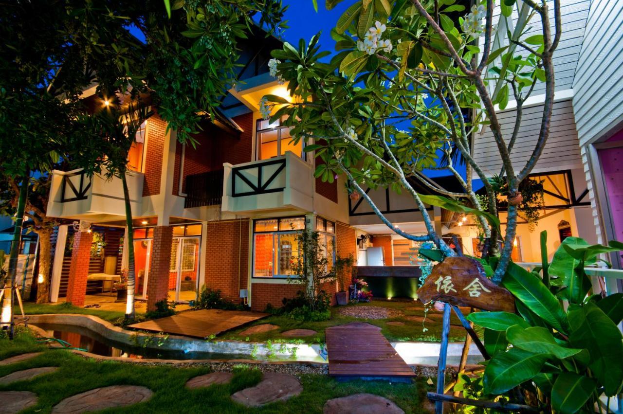 Dream Garden Night Bazaar Chiangmai Чиангмай